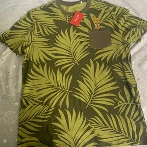 Guess jungle tiger shirt